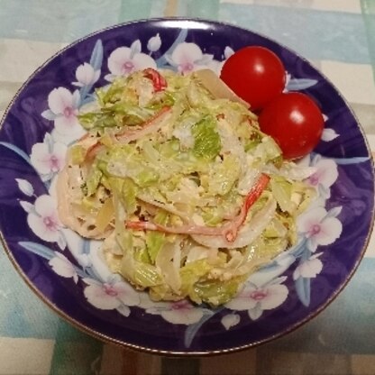 かさ増しに、炒り卵プラスしました。ゴマドレとマヨネーズの配合がよく、美味しかったです。